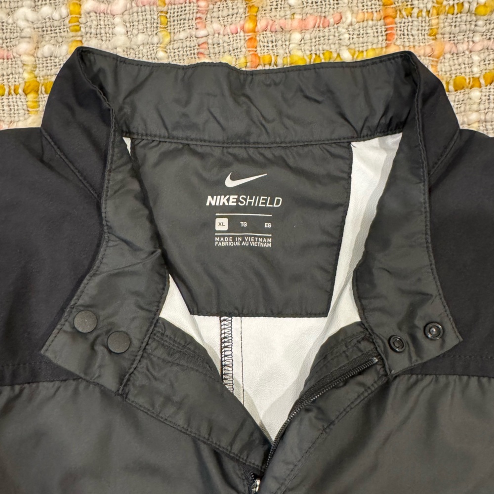 Nike Jacket - Picture 2 of 3